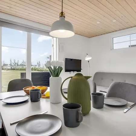 Dom wakacyjny Mattheus - 900m From The Sea By Interhome