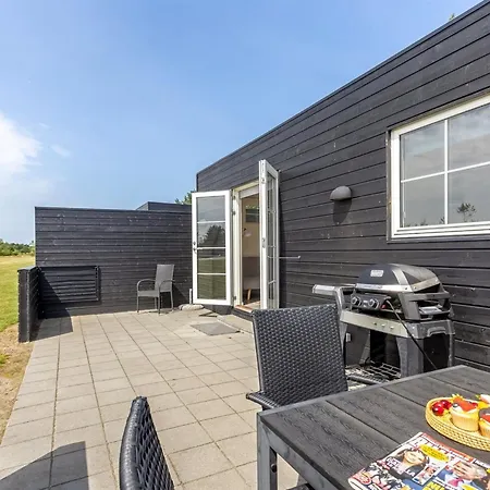 Dom wakacyjny Mattheus - 900m From The Sea By Interhome